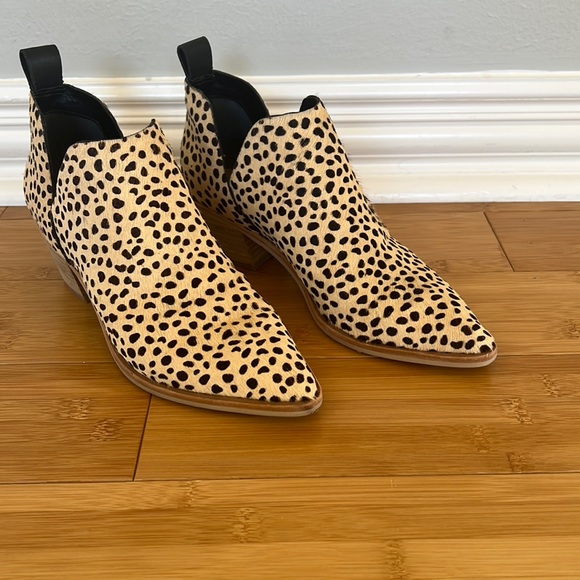 Dolce Vita Leather booties in size 7 - Picture 1 of 5